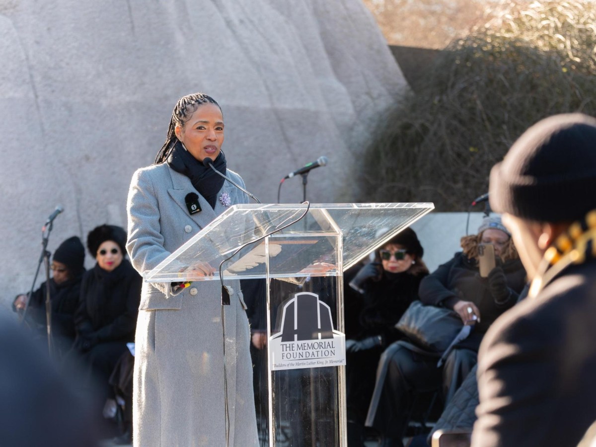 ALSOBROOKS LAYS WREATH IN HONOR OF DR. MARTIN LUTHER KING JR.  