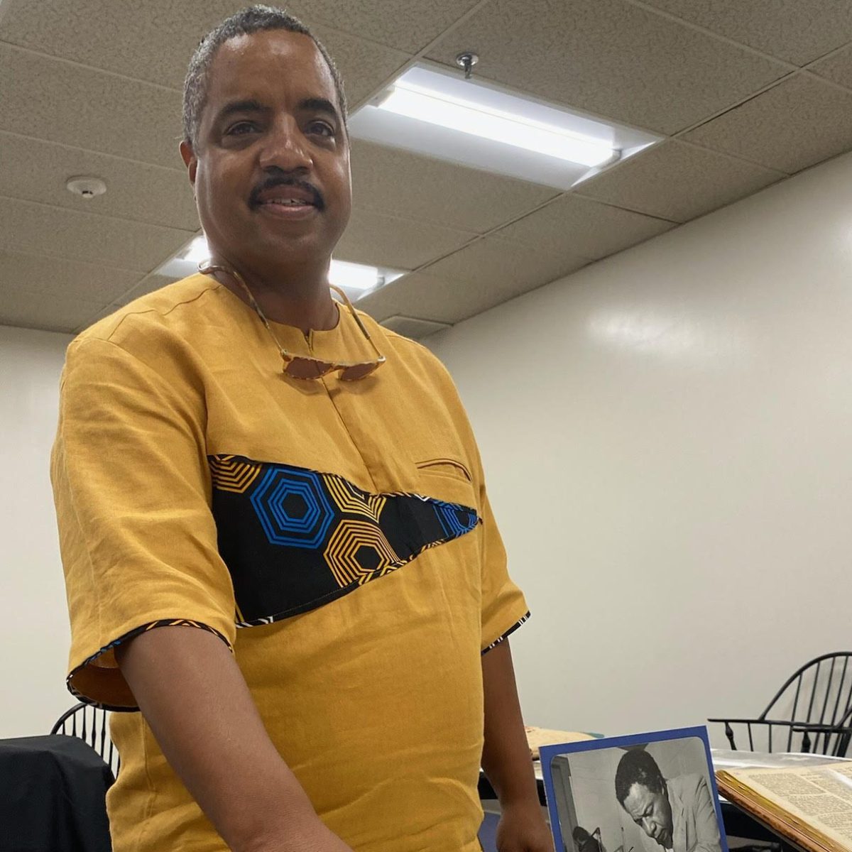 Three-day Cultural Tour Honors 50th anniversary of Alex Haley’s ‘Roots’ 